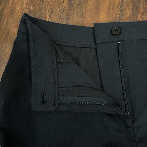 NWT Nique Lita Cotton Tencel Tailored Shorts in Black - Picture 6 of 16
